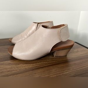 Women’s Leather Heeled Sling-back Sandal